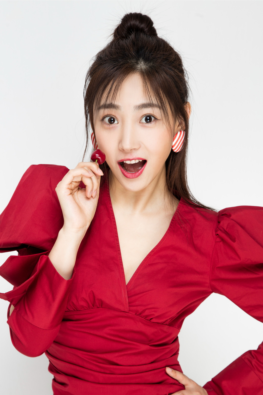 满昱彤