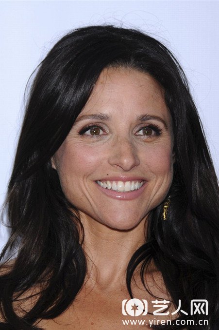 茱莉亚·路易斯-德瑞弗斯