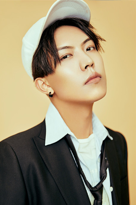 迈逊·伊西向秋头像