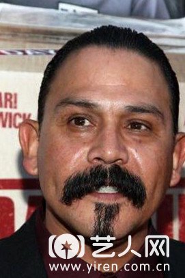 埃米里奥·瑞弗拉