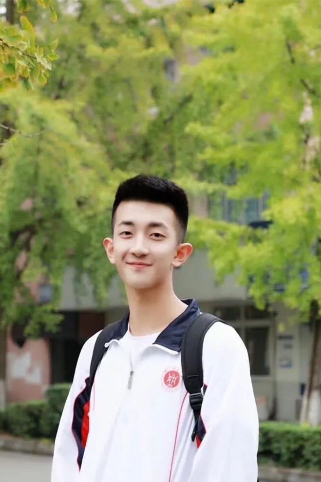 王翰闻